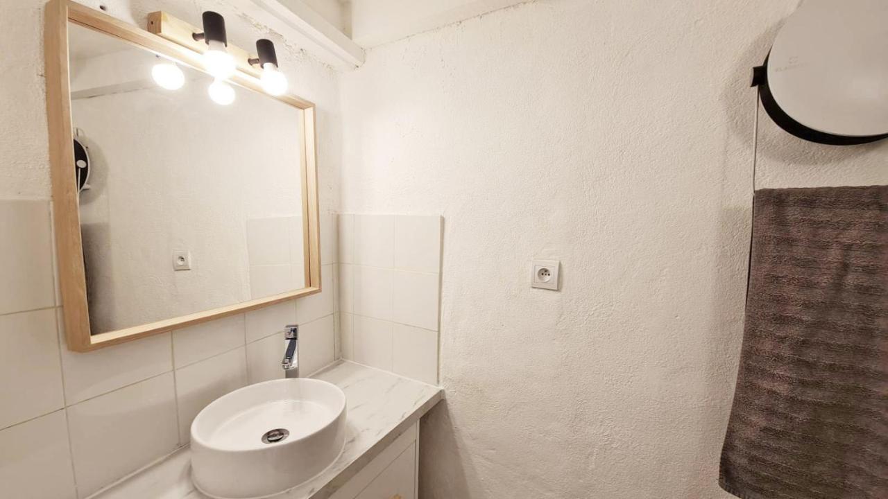 Gregbnb - T2 Climatise Mezzanine - Atypique - Centre Ancien Toulon Ngoại thất bức ảnh